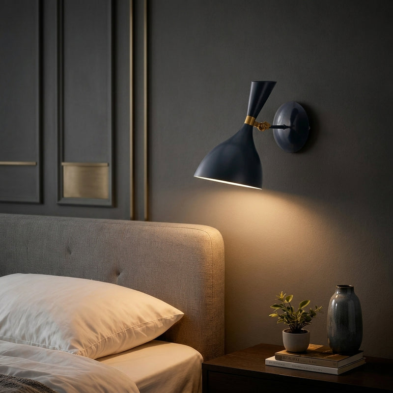 Light on image JYL9066C
