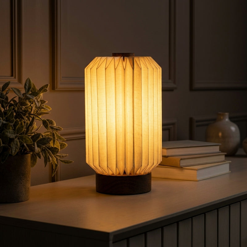 Light on image JYL9102B