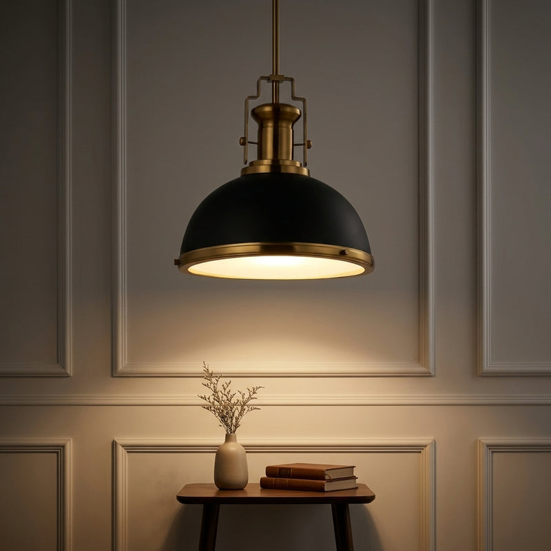 Light on image JYL9536A
