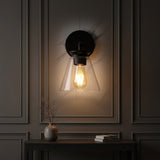 Light on image JYL9906A