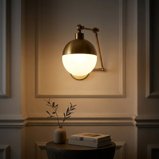 Light on image JYL9931A