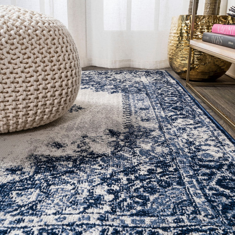 Kelly rosalia Cottage Medallion Area Rug