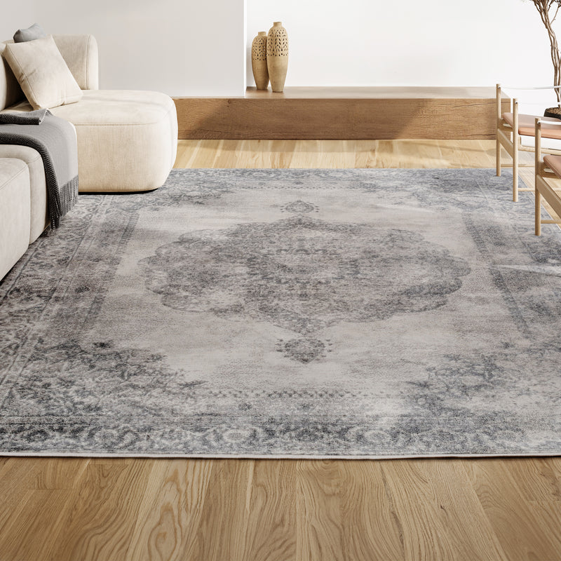 Kelly rosalia Cottage Medallion Area Rug