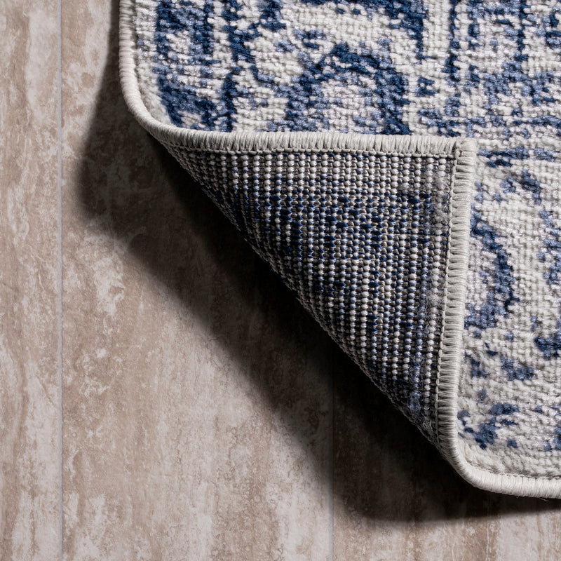 Kelly rosalia Cottage Medallion Area Rug
