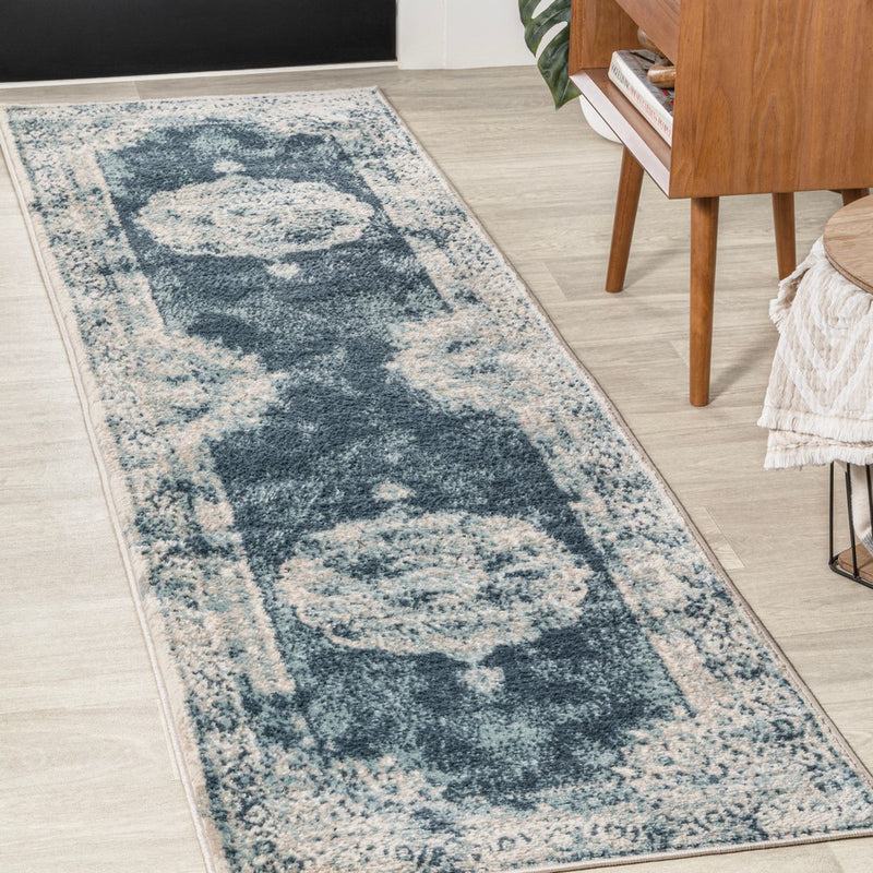 Kelly rosalia Cottage Medallion Area Rug