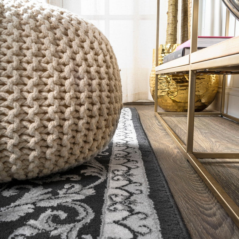 Acanthus French Border Area Rug