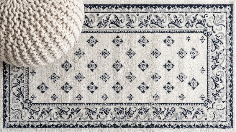 Acanthus French Border Area Rug Cream/Light Gray / Runner / 2' X 8' – DETAIL