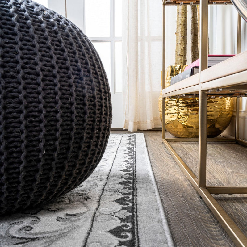 Acanthus French Border Area Rug