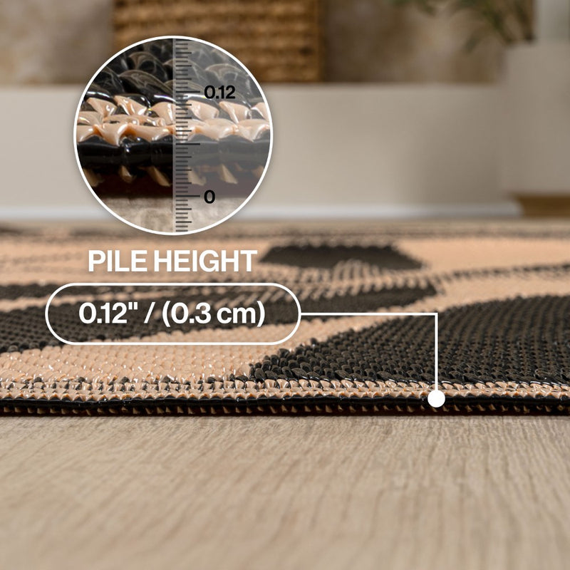Wilde Classic Botanical Foldable Waterproof Reversible Plastic Straw Area Rug