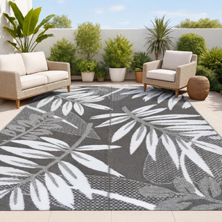 Wilde Classic Botanical Foldable Waterproof Reversible Plastic Straw Area Rug