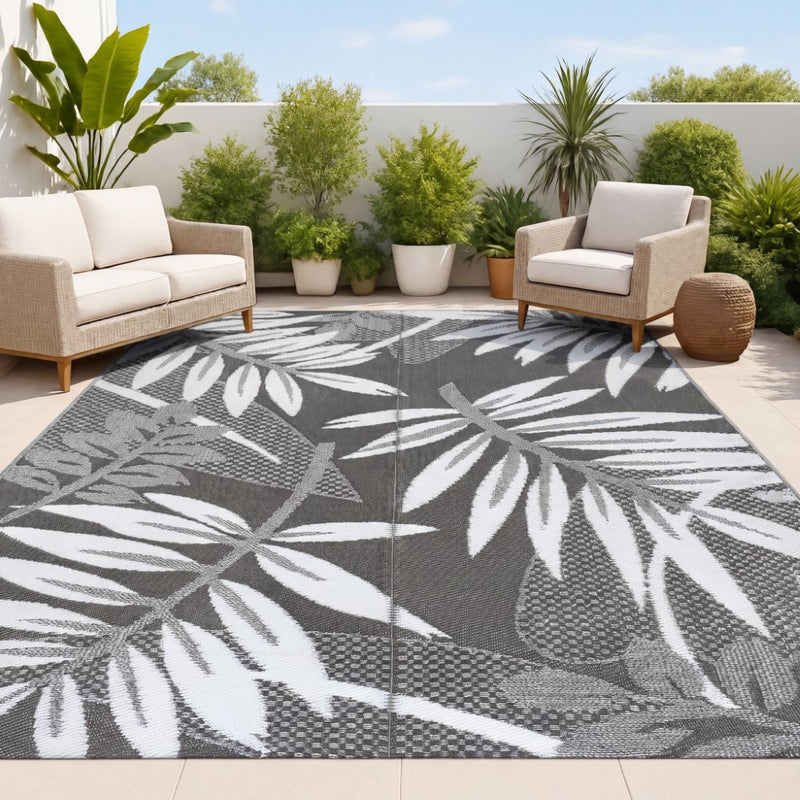 Wilde Classic Botanical Foldable Waterproof Reversible Plastic Straw Area Rug