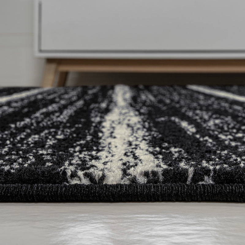 Williamsburg Minimalist Stripe Area Rug