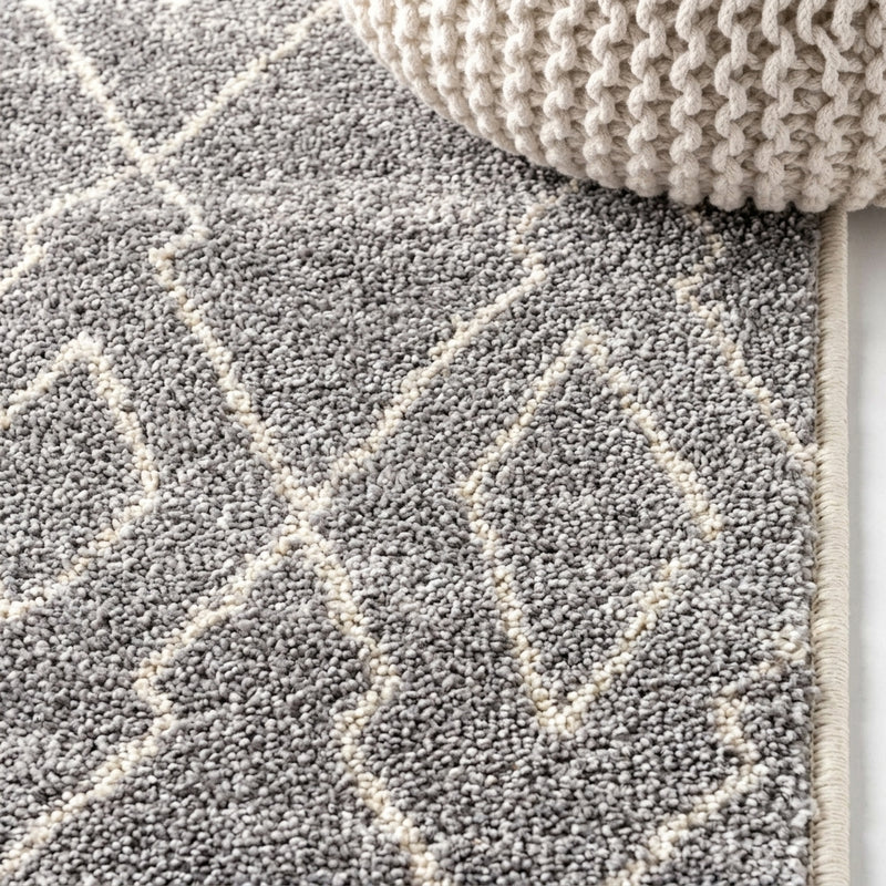 Alia Moroccan Beni Souk Area Rug Gray/Cream / Runner / 2'3" X 8' – DETAIL