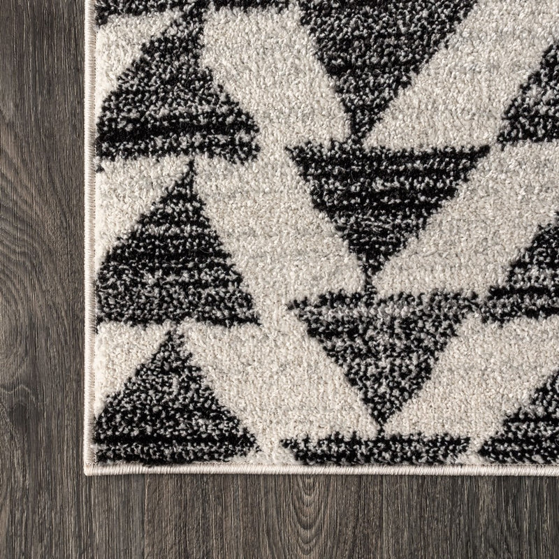 Aisha Moroccan Triangle Geometric  Area Rug