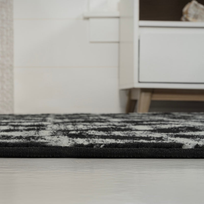 Aisha Moroccan Triangle Geometric  Area Rug