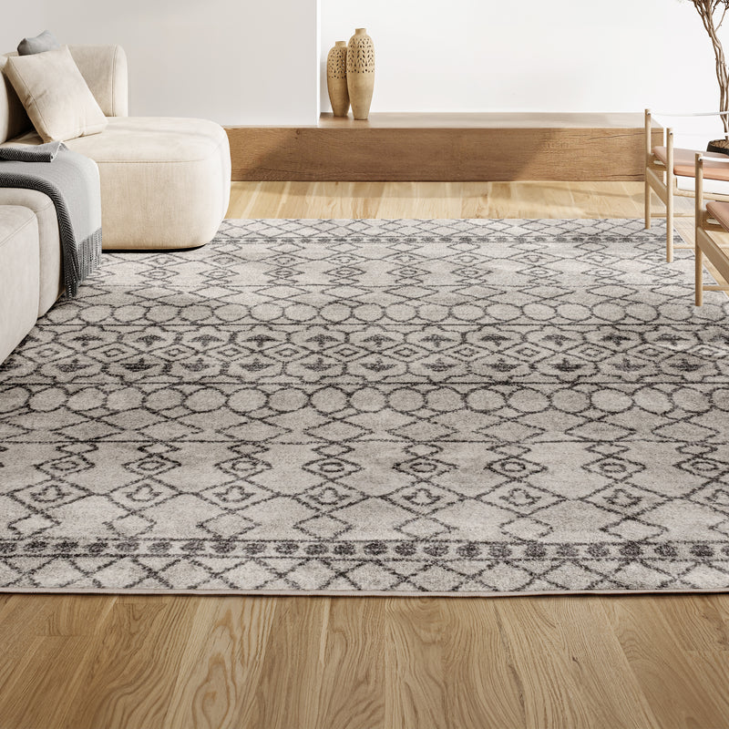 Izil Moroccan Beni Souk Area Rug