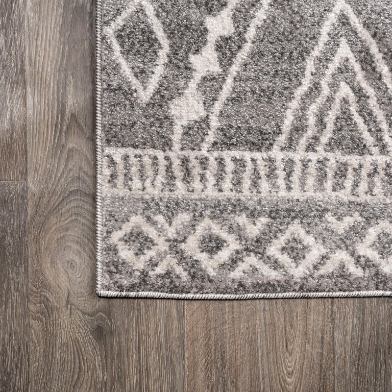 Rih Moroccan Style Diamond Area Rug