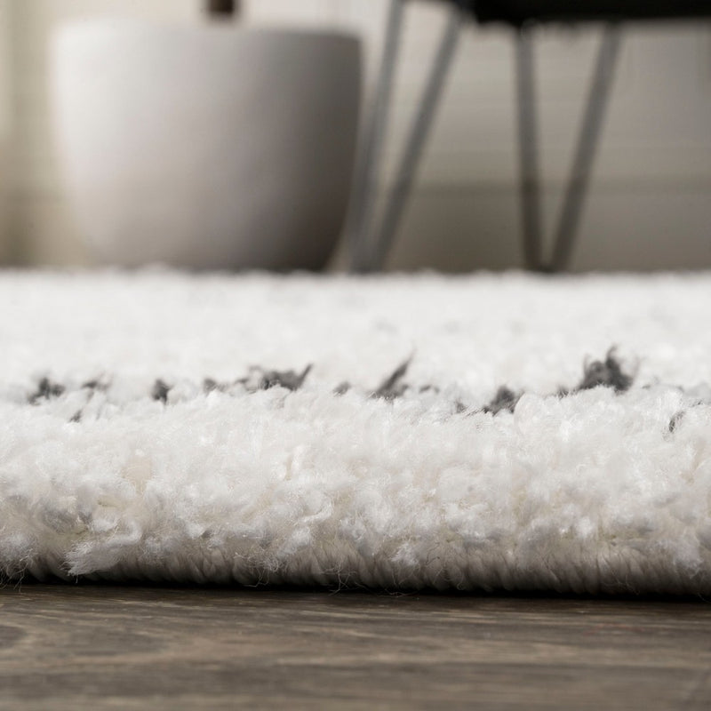 Calvia Moroccan Diamond Shag Area Rug