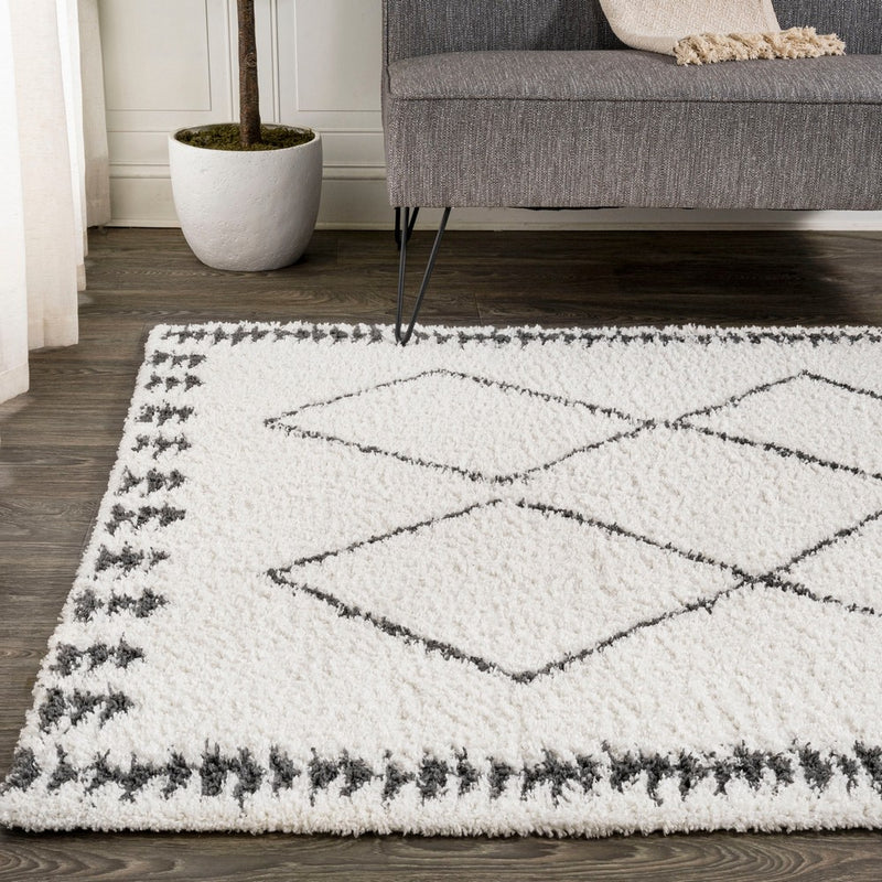 Calvia Moroccan Diamond Shag Area Rug