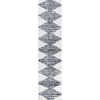 Elm Diamond Stripe Geometric Shag Area Rug