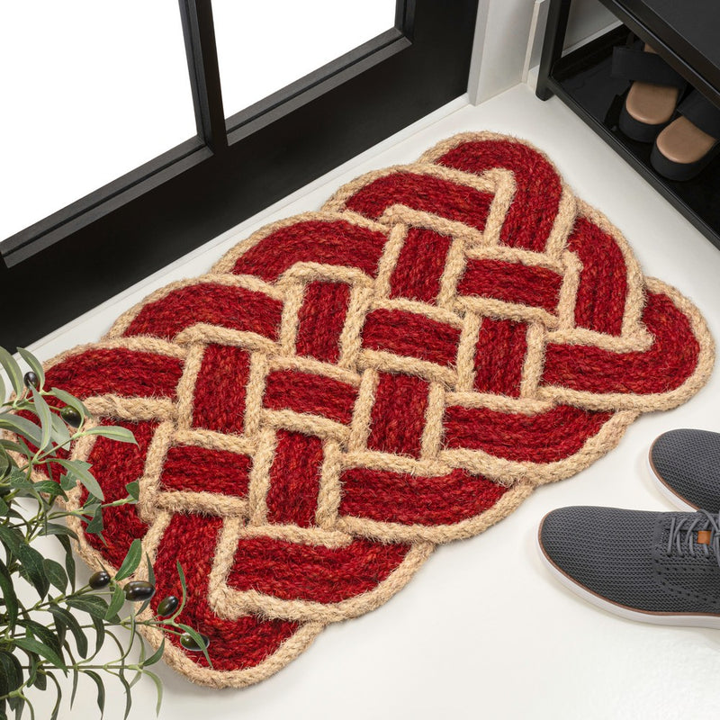Maeve Classic Coastal Scalloped Basketweave Coir Mat