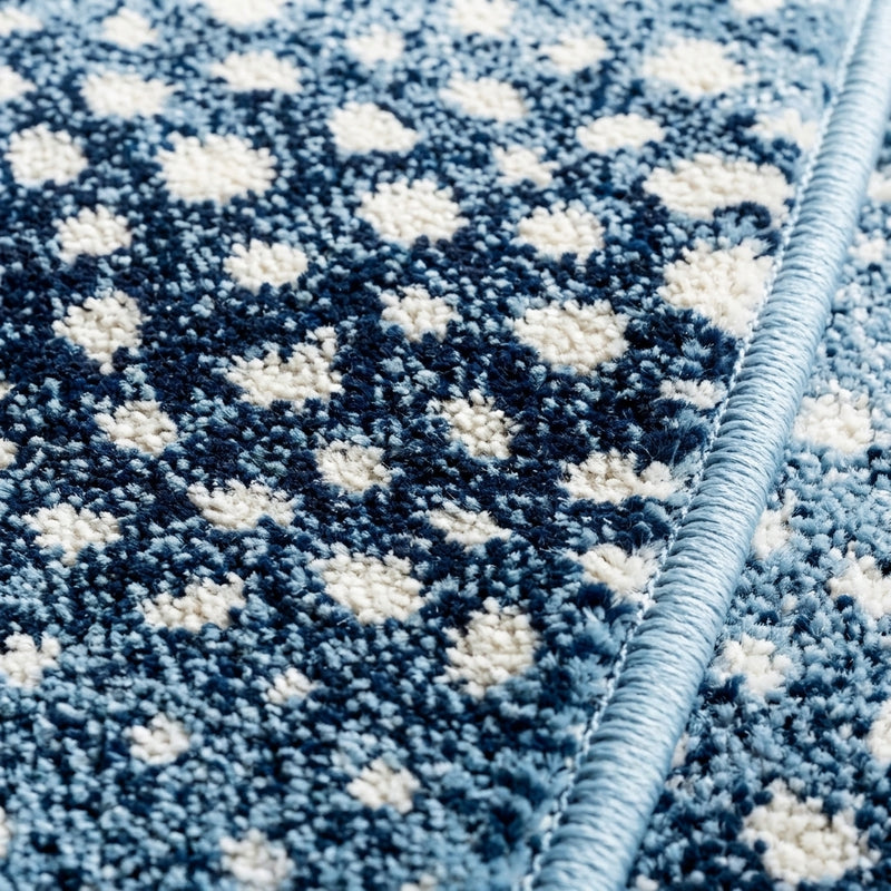 Antelope Modern Animal Area Rug Blue/Cream / Runner / 2' X 8' – DETAIL
