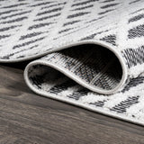 Ararat High-low Pile Moroccan Diamond Modern Indoor/outdoor Area Rug