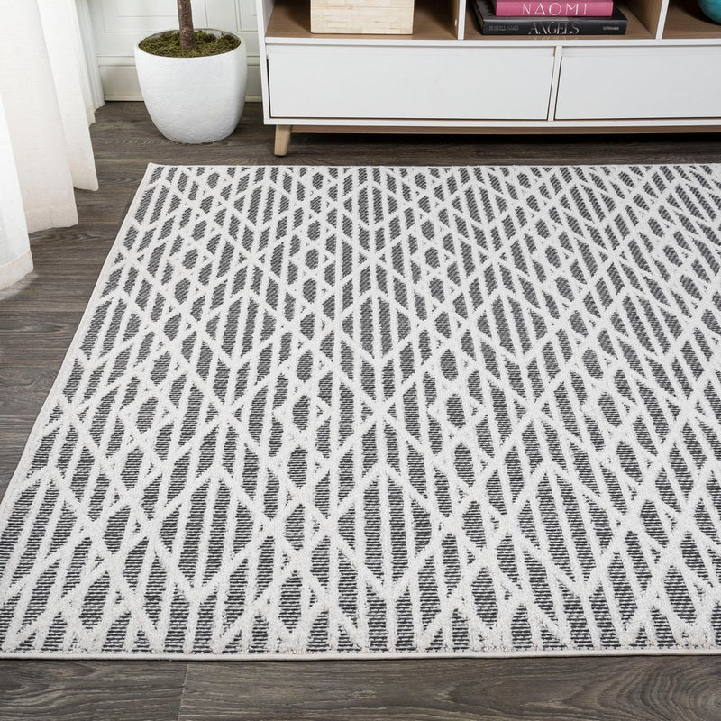 Ararat High-low Pile Moroccan Diamond Modern Indoor/outdoor Area Rug