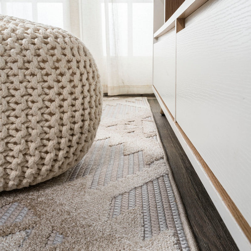 Sumak High-low Pile Neutral Diamond Kilim Area Rug