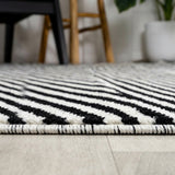 Aarhus Minimalist Scandi Striped Area Rug Black/White / Rectangle / 7'9" X 10' – DETAIL