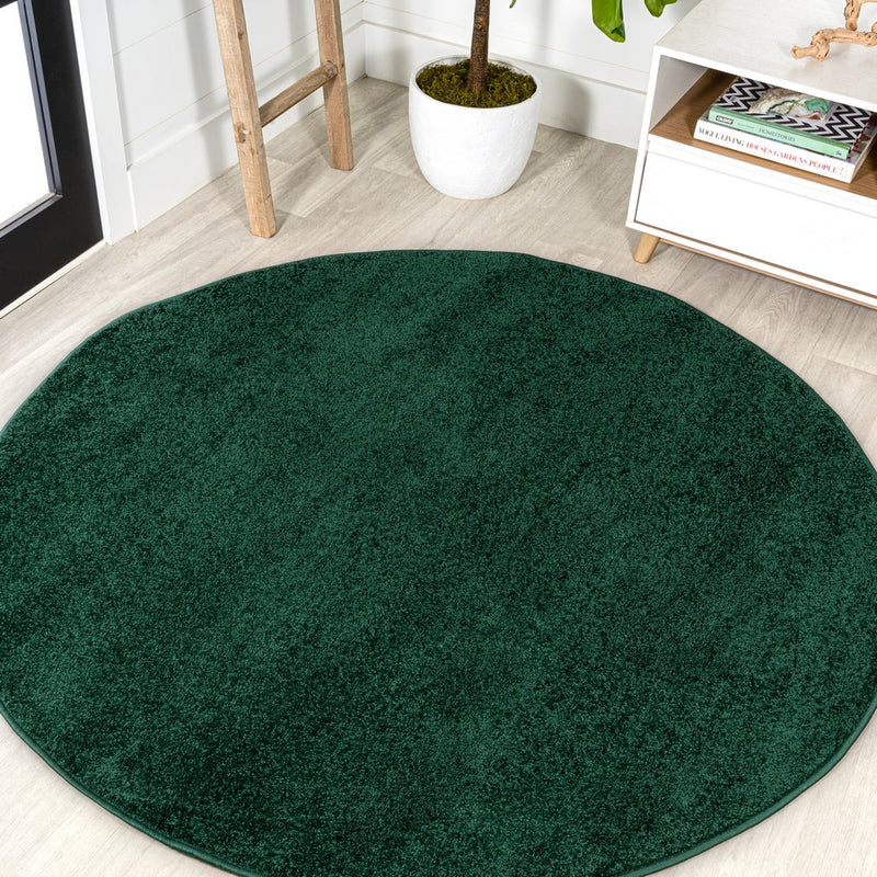Haze Solid Low-pile Area Rug Emerald