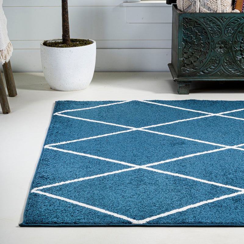 Cole Minimalist Diamond Trellis Area Rug