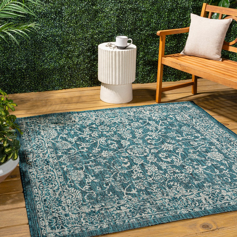 Tela Bohemian Textured Weave Floral Indoor/outdoor Square Rug