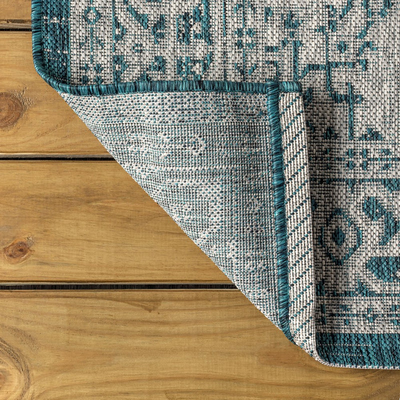 Sinjuri Medallion Textured Weave Indoor/outdoor Area Rug