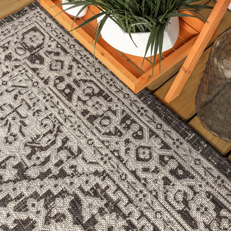 Sinjuri Medallion Textured Weave Indoor/outdoor Square Rug
