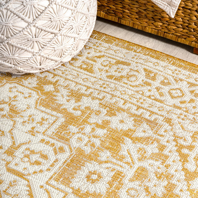 Sinjuri Medallion Textured Weave Indoor/outdoor Round Rug