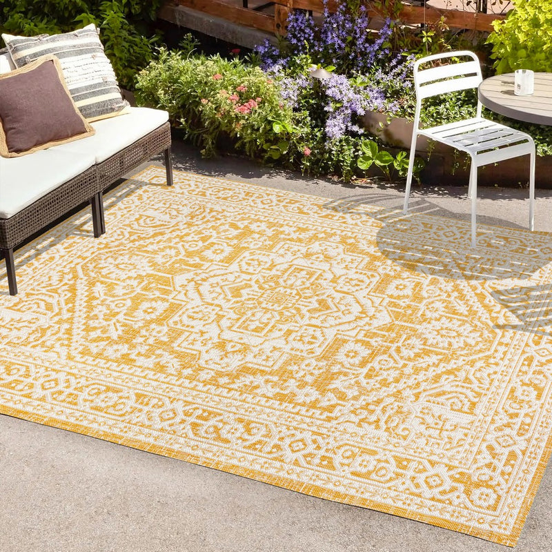 Sinjuri Medallion Textured Weave Indoor/outdoor Area Rug