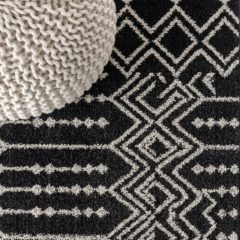 Ourika Moroccan Geometric Textured Weave Indoor/outdoor Runner Rug Black/Gray / Runner / 2'2" X 8' – DETAIL