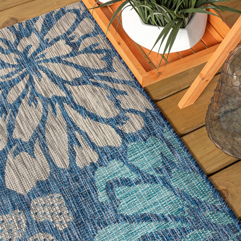 Zinnia Modern Floral Textured Weave Indoor/outdoor Square Rug