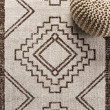 Marokko Diamond Tribal Medallion Indoor/outdoor Area Rug Beige/Brown / Runner / 2'2" X 8' – DETAIL