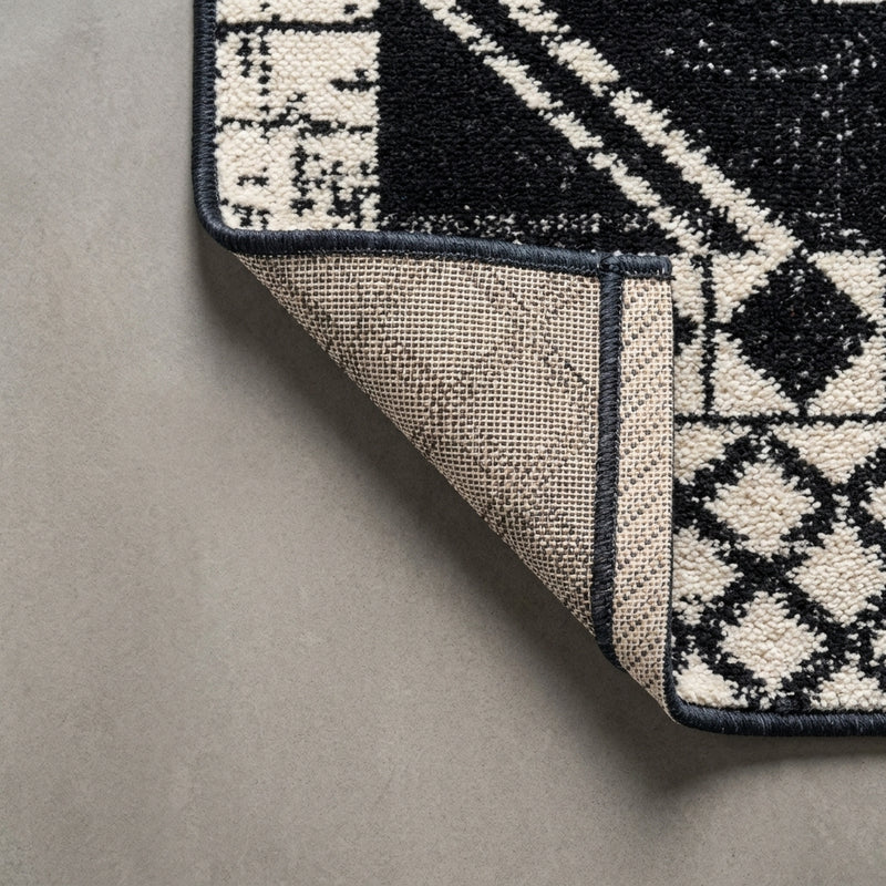 Marokko Diamond Tribal Medallion Indoor/outdoor Area Rug Black/Ivory / Runner / 2'2" X 8' – BACK