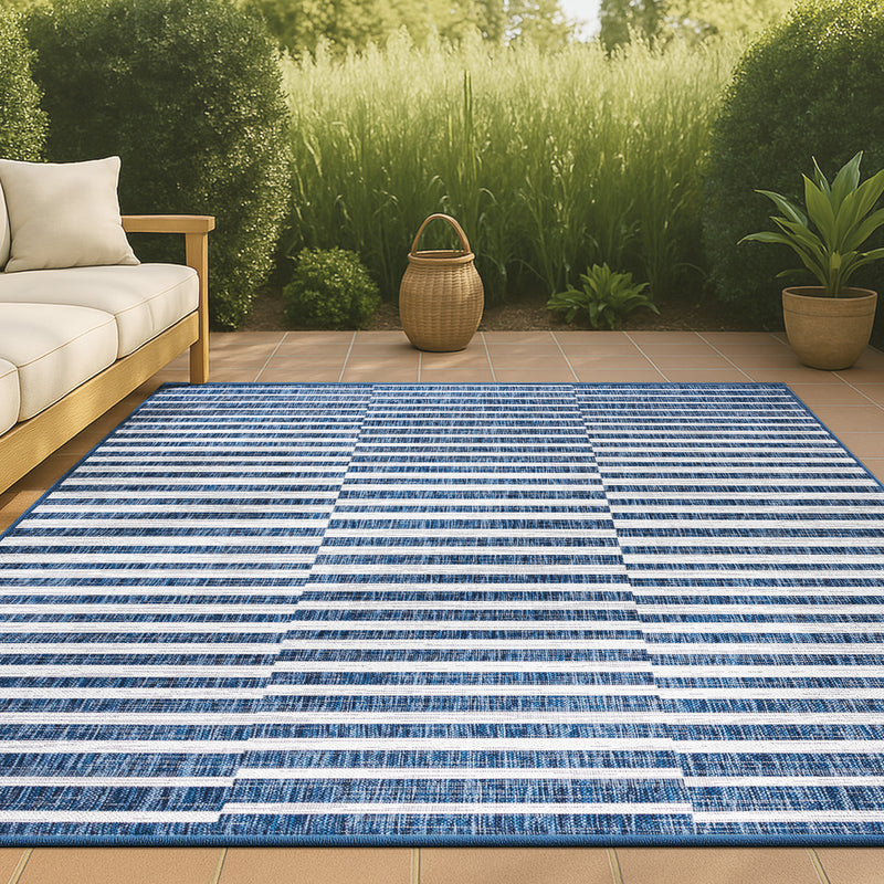 Sukie Modern Offset Stripe Indoor/outdoor Area Rug