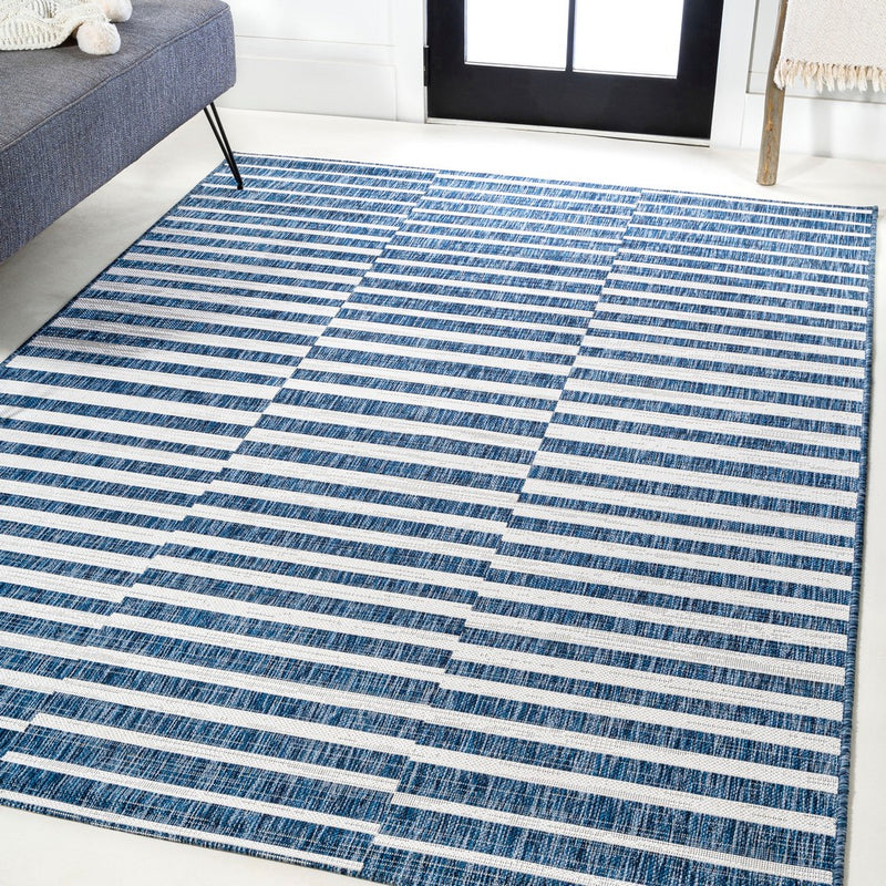 Sukie Modern Offset Stripe Indoor/outdoor Area Rug