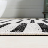 Sukie Modern Offset Stripe Indoor/outdoor Area Rug