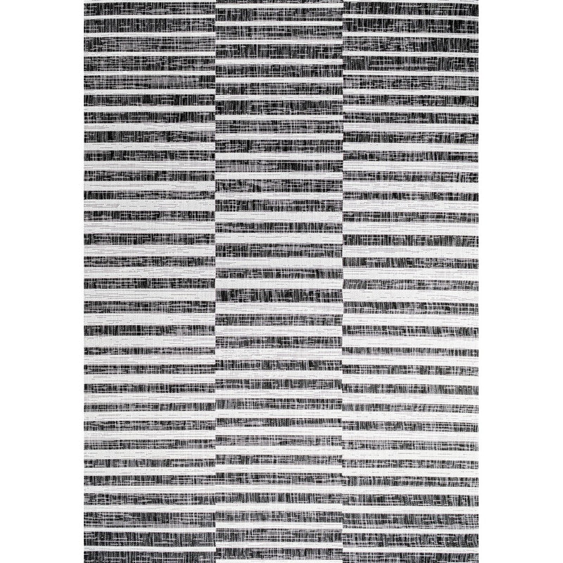 Sukie Modern Offset Stripe Indoor/outdoor Area Rug