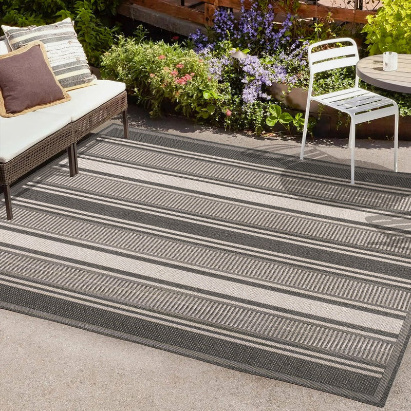 Haynes Modern Double Stripe Indoor/outdoor Area Rug