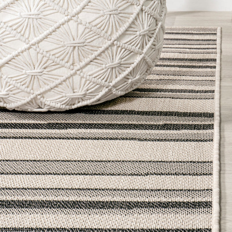 Castara Wavy Stripe Modern Indoor/outdoor Area Rug