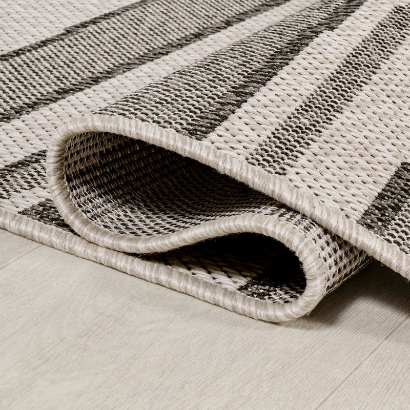 Castara Wavy Stripe Modern Indoor/outdoor Area Rug