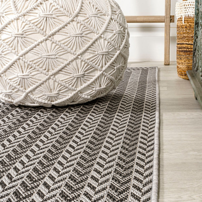 Chevron Modern Concentric Squares Indoor/outdoor Area Rug