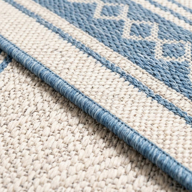 Lucia Classic Diamond Border Indoor/outdoor Area Rug Cream/Blue / Runner / 2' X 8' – DETAIL